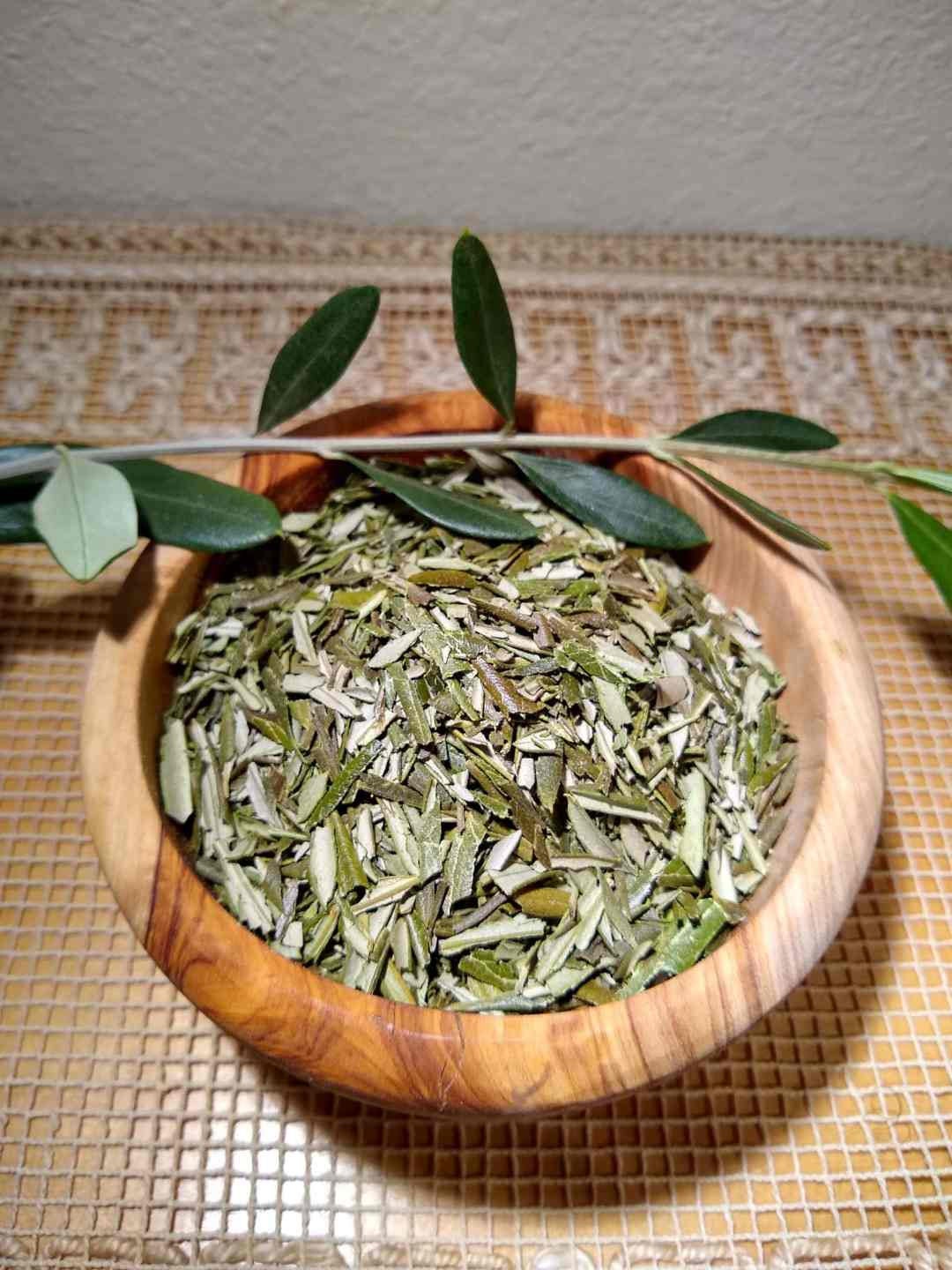 Olive whole leaves, organic, great quality, 50gm ships from Montreal